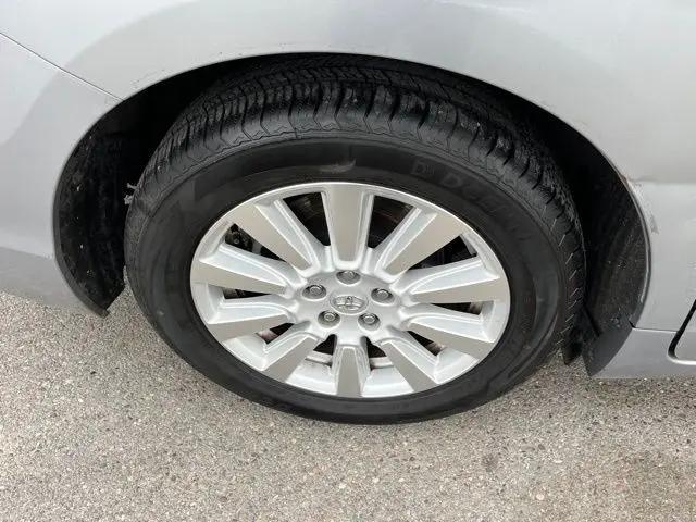 2017 Toyota Sienna Limited 7 Passenger