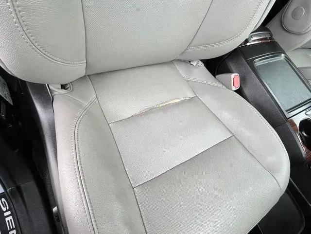 2017 Toyota Sienna Limited 7 Passenger