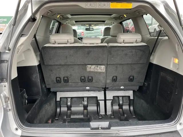 2017 Toyota Sienna Limited 7 Passenger