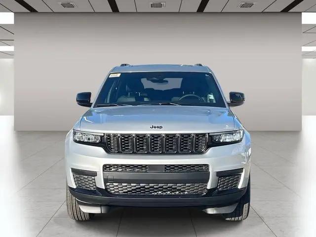 2025 Jeep Grand Cherokee L Altitude X 4x4