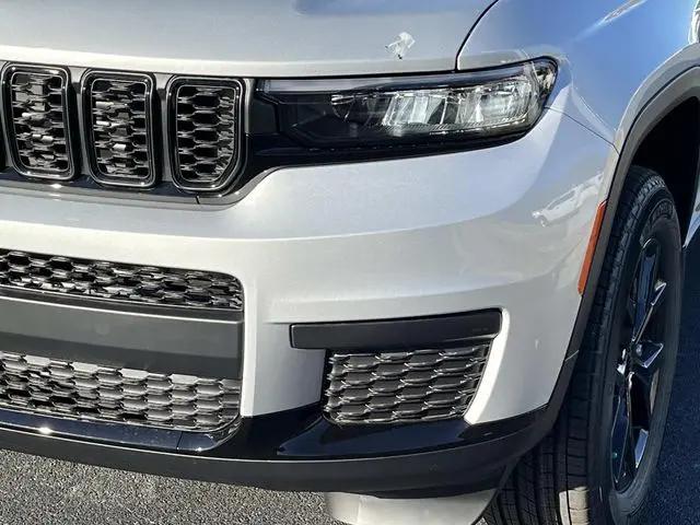 2025 Jeep Grand Cherokee L Altitude X 4x4