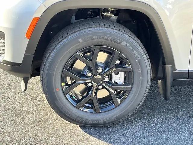 2025 Jeep Grand Cherokee L Altitude X 4x4