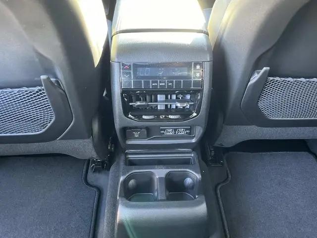 2025 Jeep Grand Cherokee L Altitude X 4x4