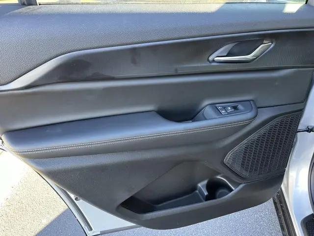 2025 Jeep Grand Cherokee L Altitude X 4x4