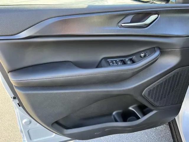 2025 Jeep Grand Cherokee L Altitude X 4x4