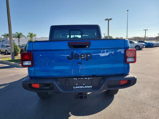 2026 Jeep Gladiator Sport