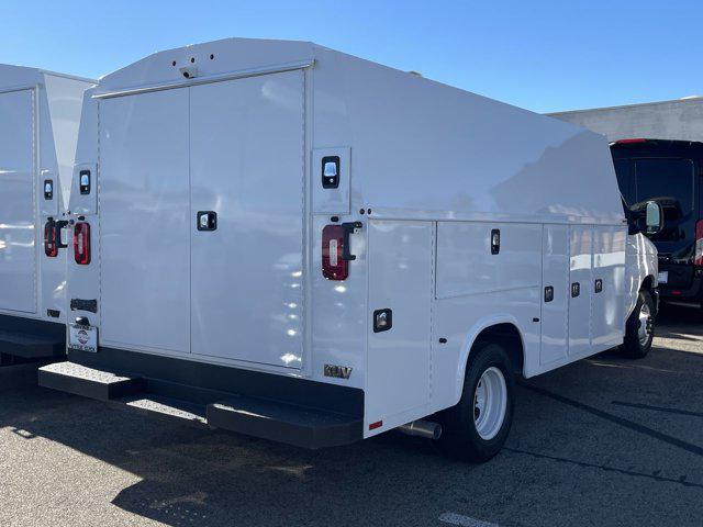 2026 Ford E-350 Cutaway E-350 DRW 158" WB