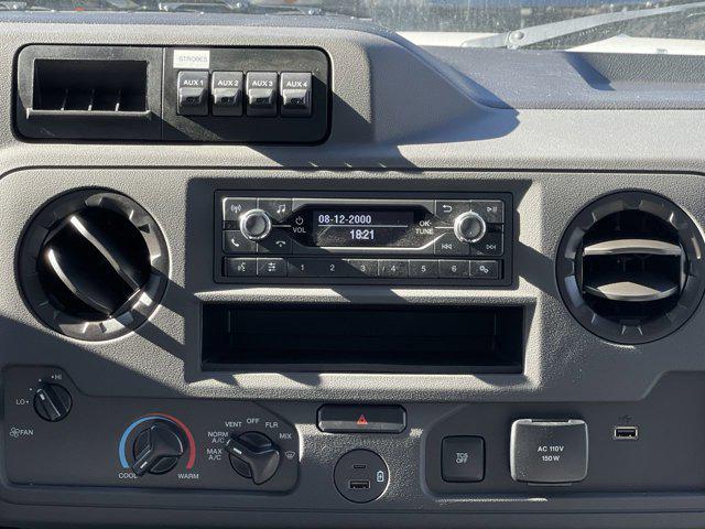 2026 Ford E-350 Cutaway E-350 DRW 158" WB