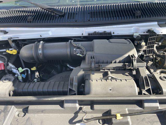 2026 Ford E-350 Cutaway E-350 DRW 158" WB