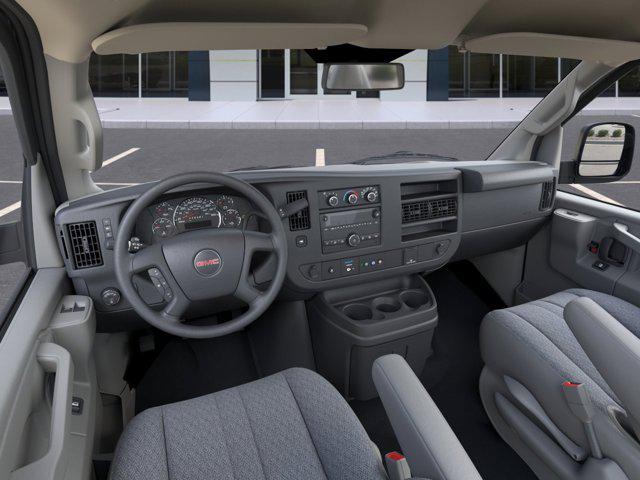 2025 GMC Savana Cutaway Work Van
