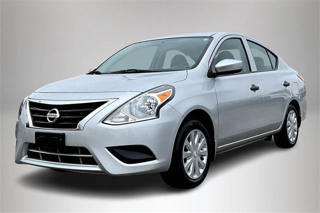 2016 Nissan Versa 1.6 S+