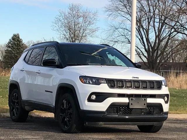 2023 Jeep Compass Altitude 4x4 2023 Jeep Compass Altitude 4x4