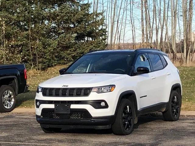 2023 Jeep Compass Altitude 4x4 2023 Jeep Compass Altitude 4x4