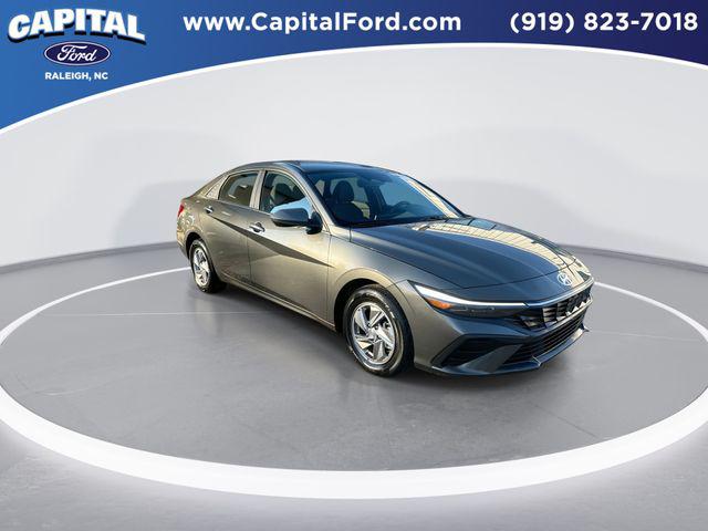 2024 Hyundai Elantra SE 2024 Hyundai Elantra SE