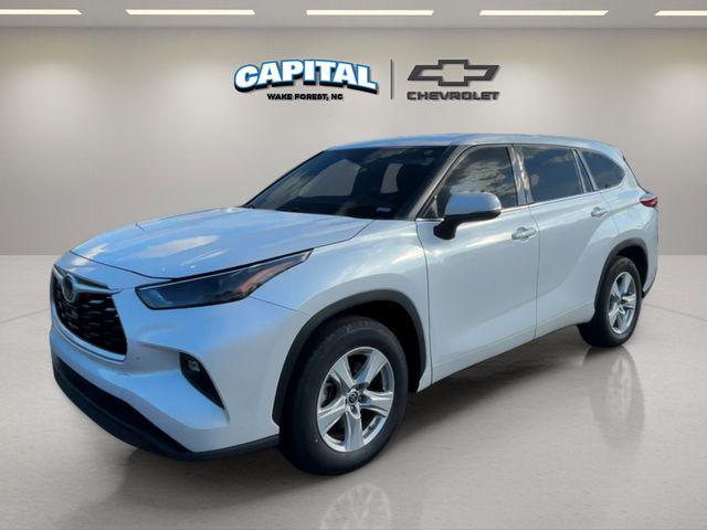 2022 Toyota Highlander LE 2022 Toyota Highlander LE