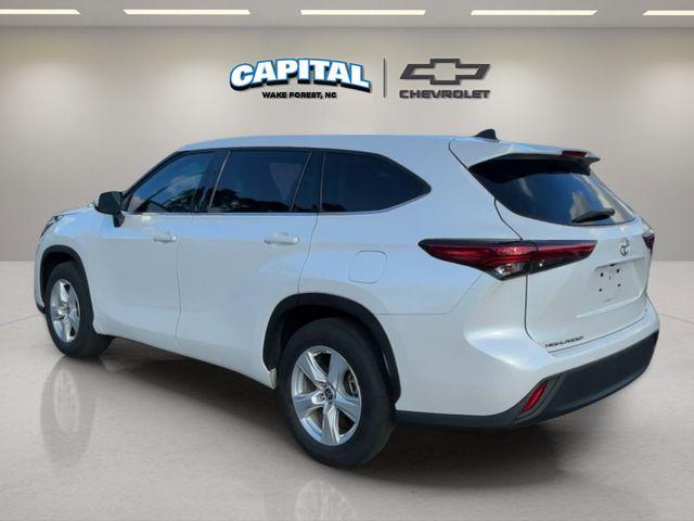 2022 Toyota Highlander LE 2022 Toyota Highlander LE