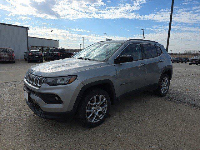 2022 Jeep Compass Latitude Lux 4x4 2022 Jeep Compass Latitude Lux 4x4