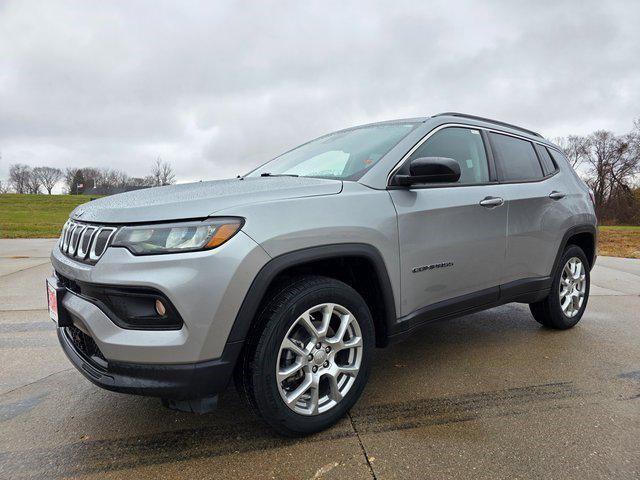 2022 Jeep Compass Latitude Lux 4x4