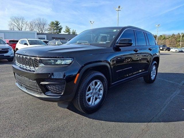 2023 Jeep Grand Cherokee Laredo 4x4 2023 Jeep Grand Cherokee Laredo 4x4