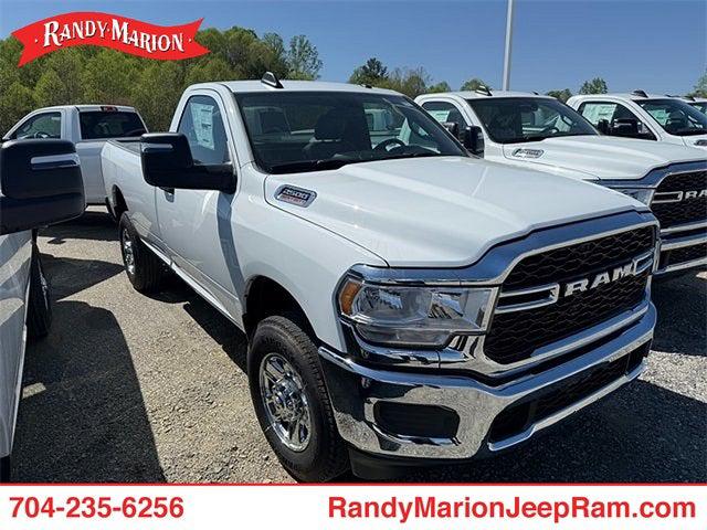 2024 RAM 2500 Tradesman Regular Cab 4x4 8 Box