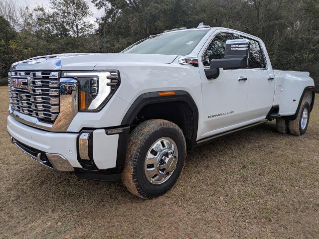 2026 GMC Sierra 3500HD Crew Cab, Long Bed, Denali Dual Rear Wheel, 4WD