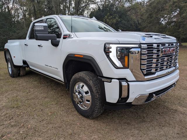 2026 GMC Sierra 3500HD Crew Cab, Long Bed, Denali Dual Rear Wheel, 4WD