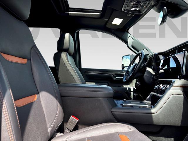 2024 GMC Sierra 2500HD 4WD Crew Cab Standard Bed AT4