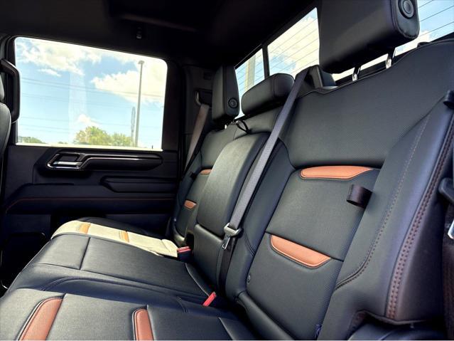 2024 GMC Sierra 2500HD 4WD Crew Cab Standard Bed AT4