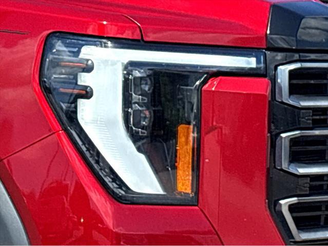 2024 GMC Sierra 2500HD 4WD Crew Cab Standard Bed AT4