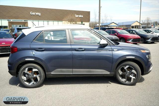 2026 Hyundai Venue SEL w/Two-Tone Roof