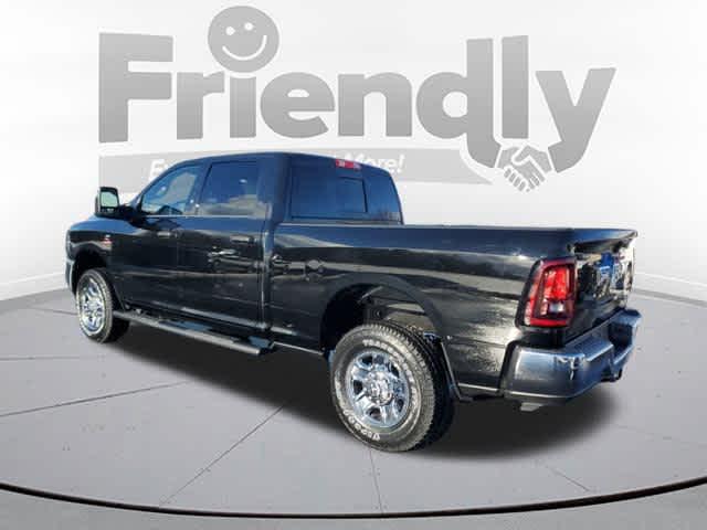 2026 RAM Ram 3500 RAM 3500 TRADESMAN CREW CAB 4X4 64 BOX