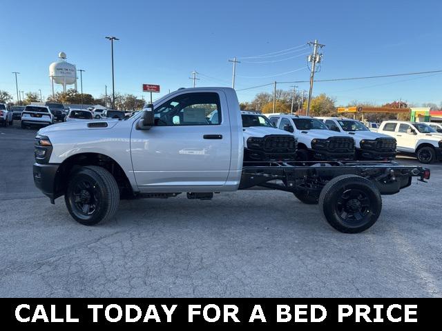 2026 RAM Ram 3500 Chassis Cab RAM 3500 TRADESMAN CHASSIS REGULAR CAB 4X4 60 CA