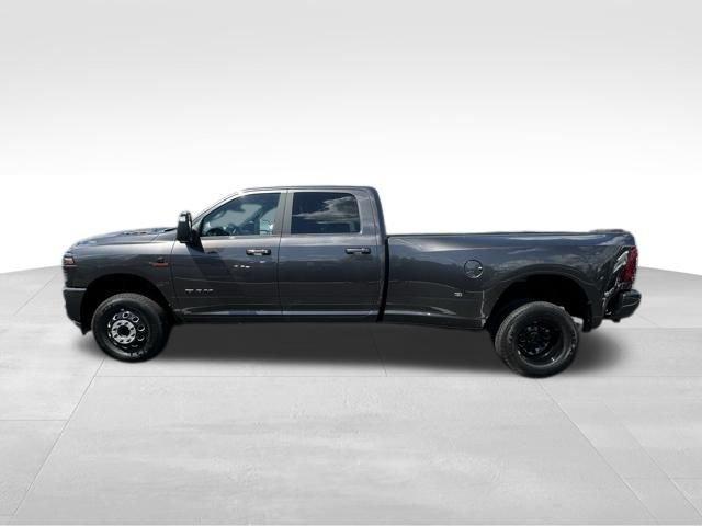 2026 RAM Ram 3500 RAM 3500 LARAMIE CREW CAB 4X4 8 BOX