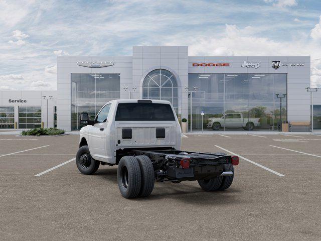 2026 RAM Ram 3500 Chassis Cab RAM 3500 TRADESMAN CHASSIS REGULAR CAB 4X4 60 CA 2026 RAM Ram 3500 Chassis Cab RAM 3500 TRADESMAN CHASSIS REGULAR CAB 4X4 60 CA