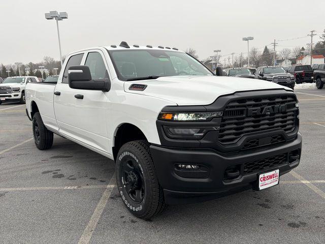 2026 RAM Ram 3500 RAM 3500 TRADESMAN CREW CAB 4X4 8 BOX