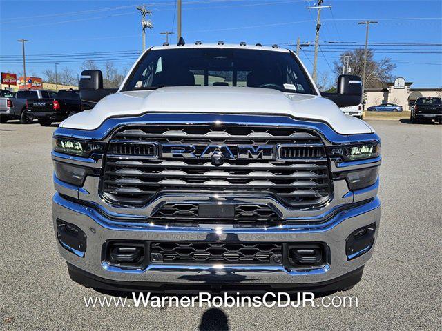 2026 RAM Ram 3500 RAM 3500 TRADESMAN CREW CAB 4X4 8 BOX