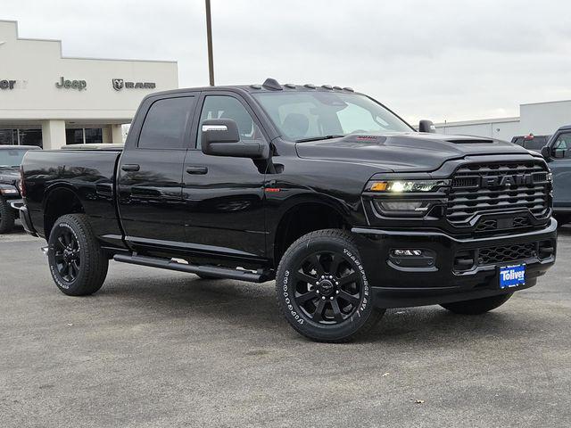 2026 RAM Ram 2500 RAM 2500 BLACK EXPRESS CREW CAB 4X4 64 BOX