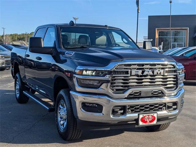 2026 RAM Ram 2500 RAM 2500 TRADESMAN CREW CAB 4X4 64 BOX