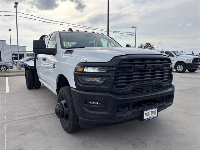 2026 RAM Ram 3500 Chassis Cab RAM 3500 TRADESMAN CREW CAB CHASSIS 4X4 60 CA