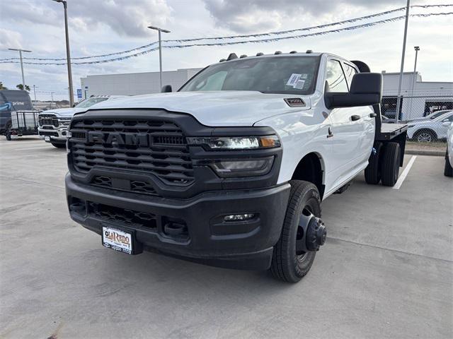 2026 RAM Ram 3500 Chassis Cab RAM 3500 TRADESMAN CREW CAB CHASSIS 4X4 60 CA