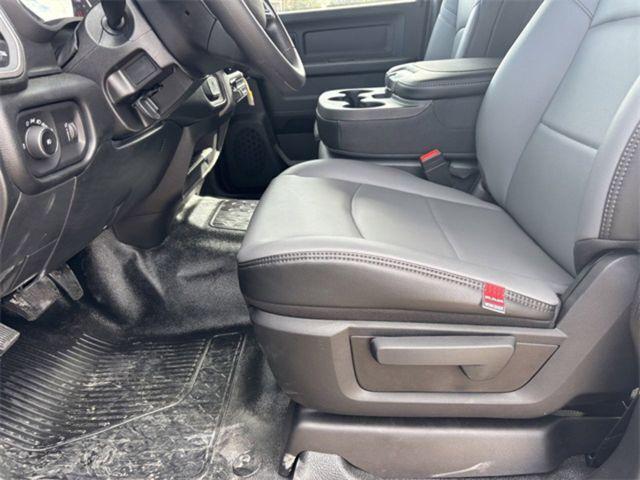 2026 Ram 3500 Chassis Cab Tradesman/Big Horn