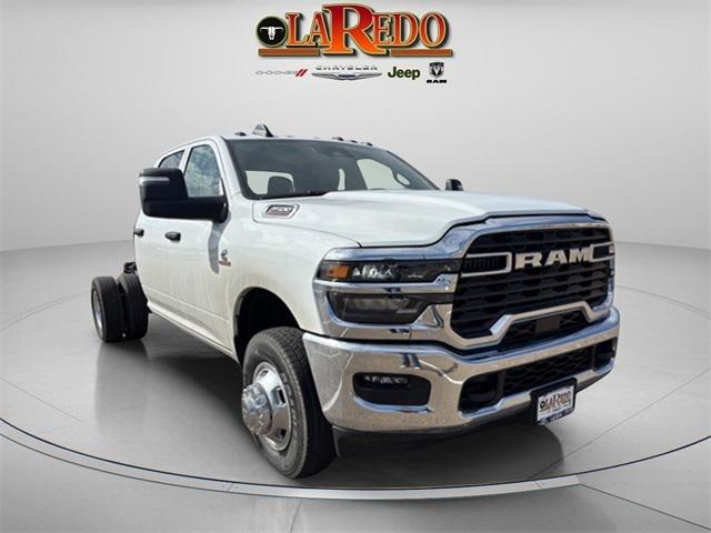 2026 RAM Ram 3500 Chassis Cab RAM 3500 TRADESMAN CREW CAB CHASSIS 4X4 60 CA