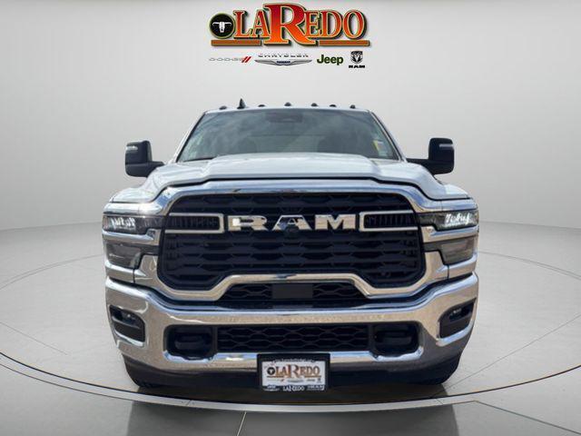2026 RAM 3500 Chassis RAM 3500 TRADESMAN CREW CAB CHASSIS 4X4 60 CA 2026 RAM 3500 Chassis RAM 3500 TRADESMAN CREW CAB CHASSIS 4X4 60 CA