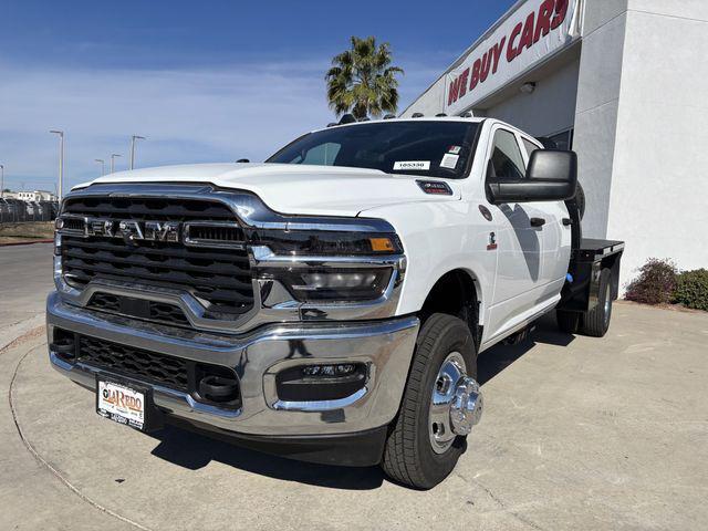 2026 RAM Ram 3500 Chassis Cab RAM 3500 TRADESMAN CREW CAB CHASSIS 4X4 60 CA