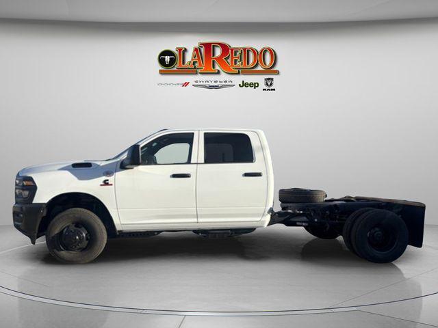 2026 RAM Ram 3500 Chassis Cab RAM 3500 TRADESMAN CREW CAB CHASSIS 4X4 60 CA