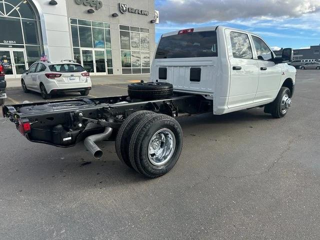 2026 RAM Ram 3500 Chassis Cab RAM 3500 TRADESMAN CREW CAB CHASSIS 4X4 60 CA 2026 RAM Ram 3500 Chassis Cab RAM 3500 TRADESMAN CREW CAB CHASSIS 4X4 60 CA