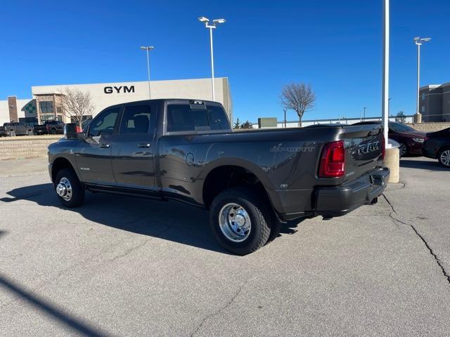 2026 Ram 3500 Laramie Crew Cab 4x4 8' Box