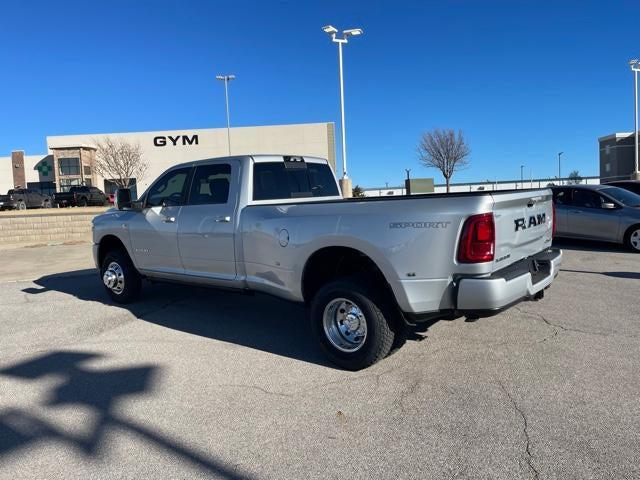 2026 Ram 3500 Laramie Crew Cab 4x4 8' Box