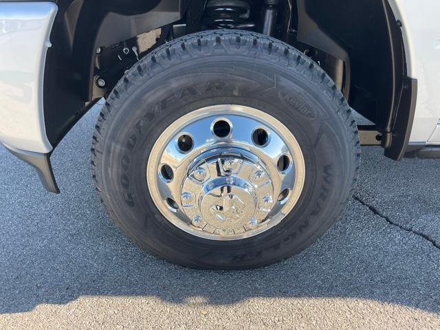 2026 Ram 3500 Laramie Crew Cab 4x4 8' Box