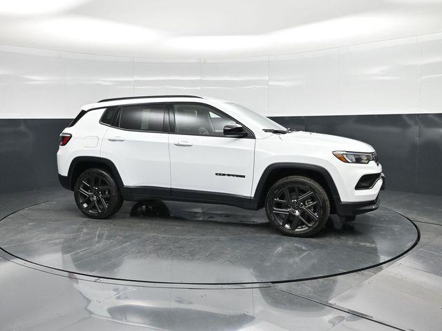 2026 Jeep Compass COMPASS LATITUDE ALTITUDE 4X4 2026 Jeep Compass COMPASS LATITUDE ALTITUDE 4X4